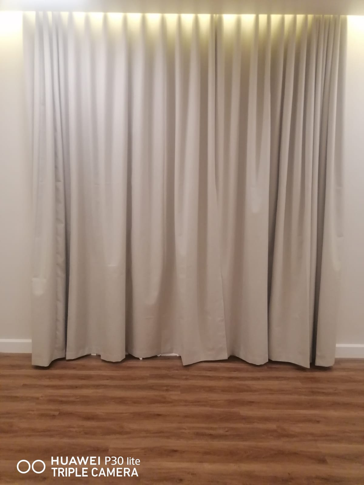 Curtain Installation Dubai